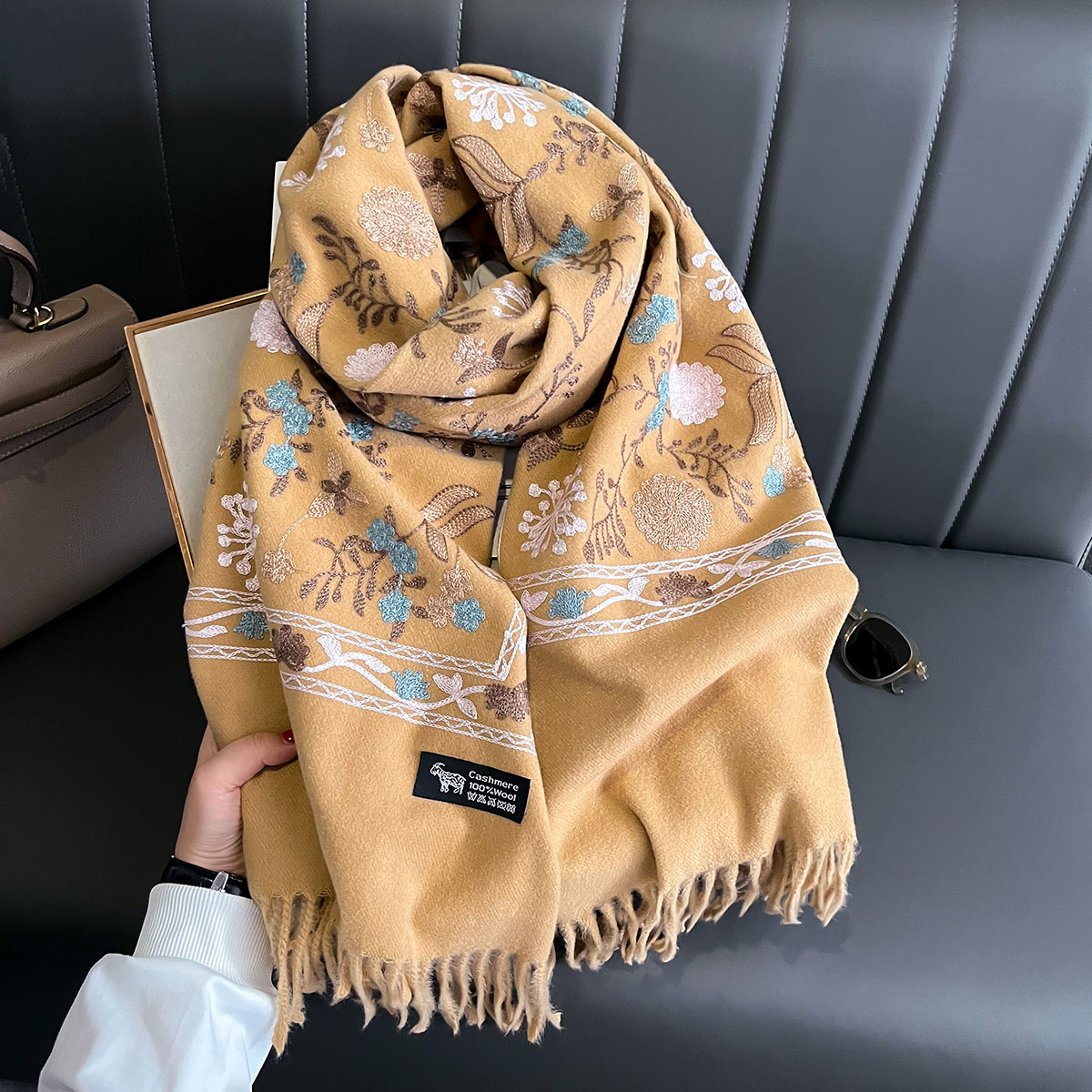 New Winter Warm Cashmere Scarf – Embroidery Pashmina Bewertung und Preis