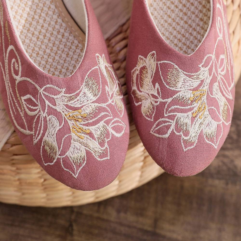 2026 Women's Wine Red & Beige  – Embroidery Print Bewertung und Preis
