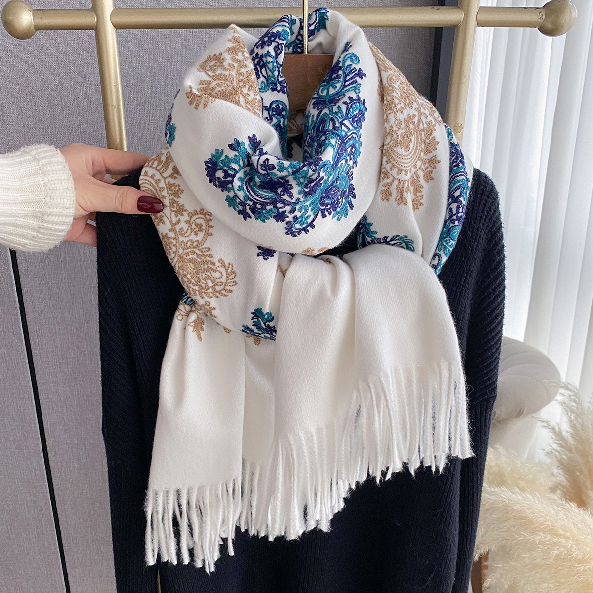 Women Fashion Winter Warm Cash – Embroidery Pashmina Bewertung und Preis