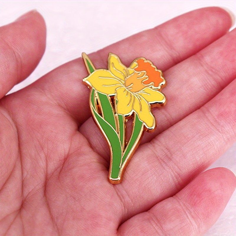 Yellow Daffodil Brooch Herbace – Embroidery Legacy Bewertung und Preis