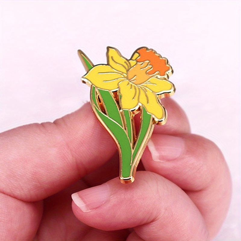 Yellow Daffodil Brooch Herbace – Embroidery Legacy Bewertung und Preis