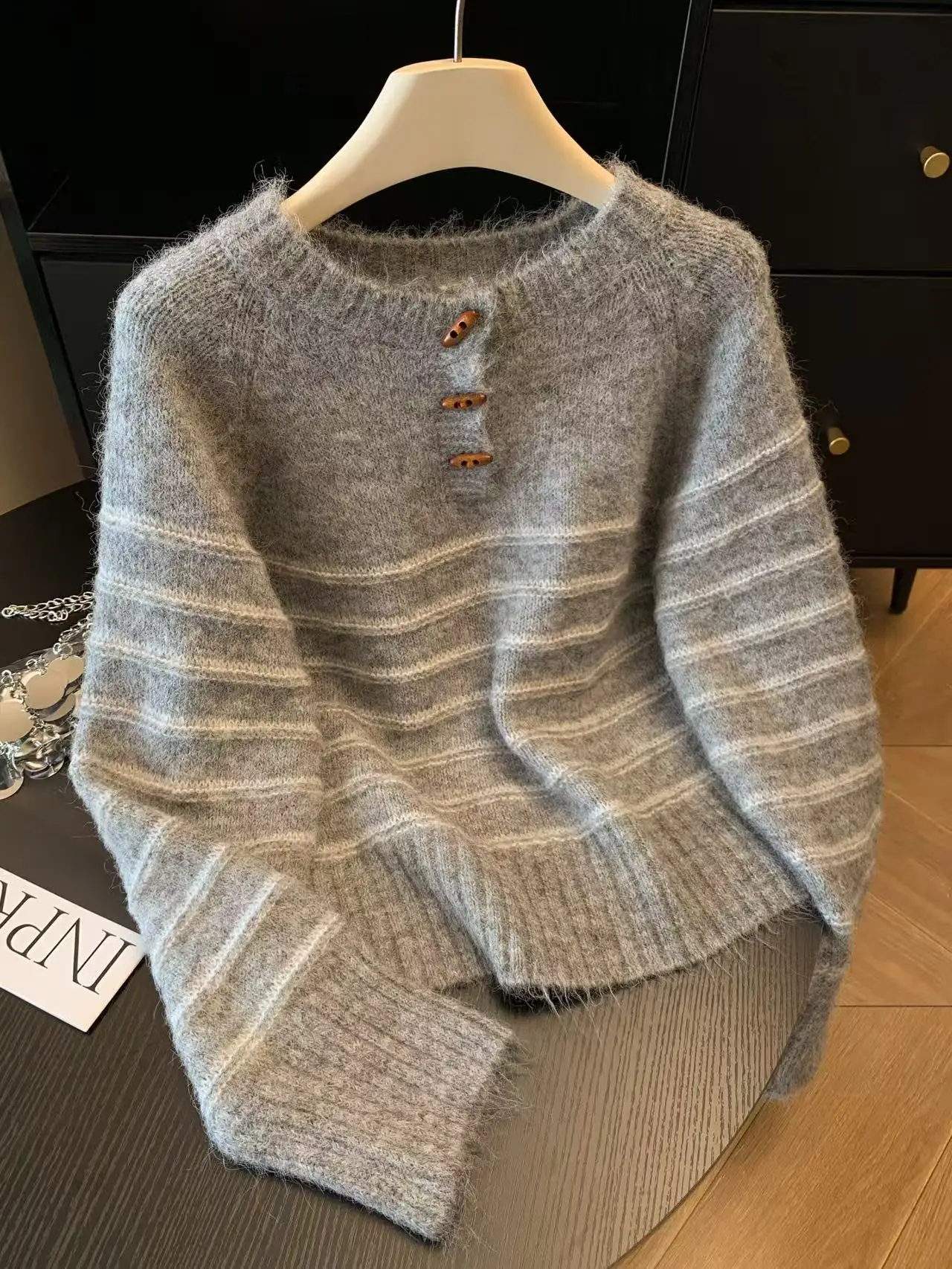Autumn Winter Women's Striped  – Embroidery Origin Bewertung und Preis