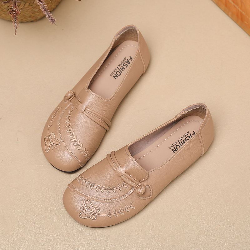 Ladies' mother's shoes, elderl – Embroidery Print Bewertung und Preis