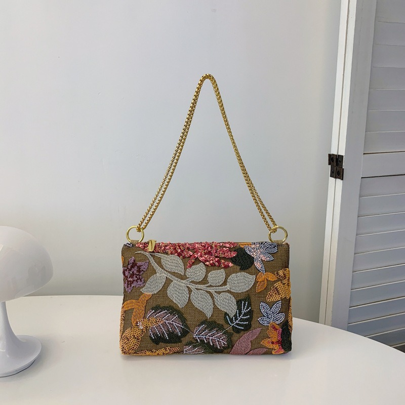 Sequins Embroidery Clutch Bag  – Embroidery Bali Bewertung und Preis