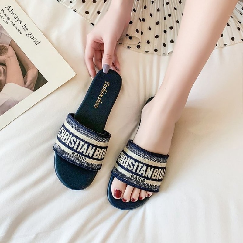 Women's Fashion Flat Slippers  – Embroidery Letter Bewertung und Preis