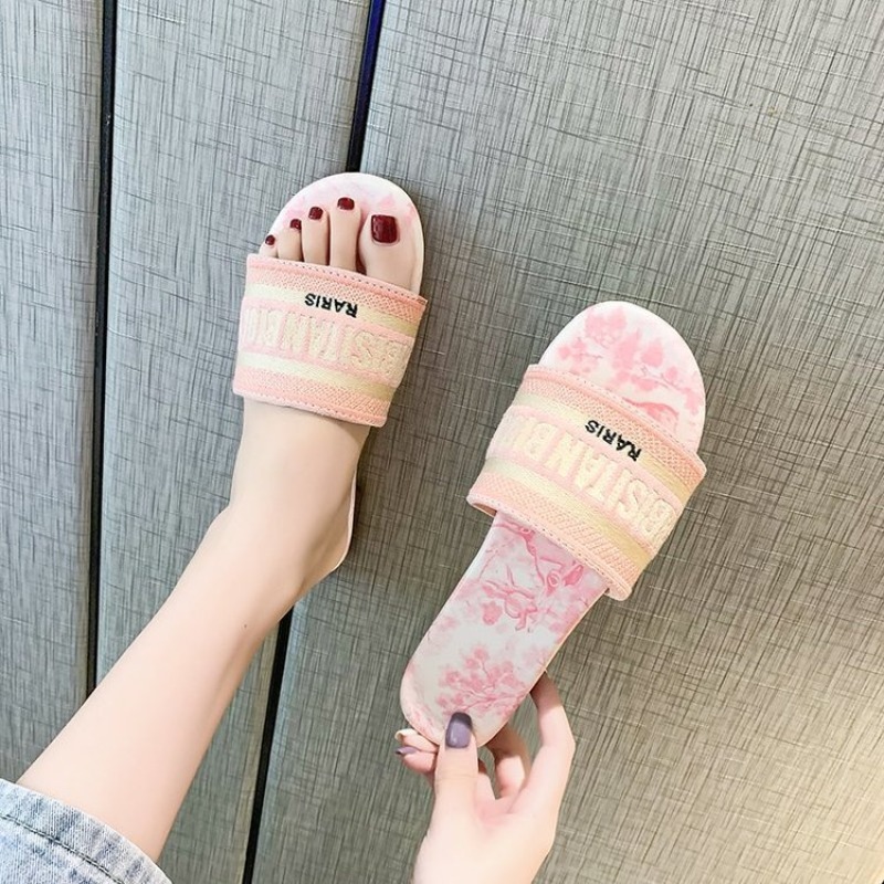 Women's Fashion Flat Slippers  – Embroidery Letter Bewertung und Preis