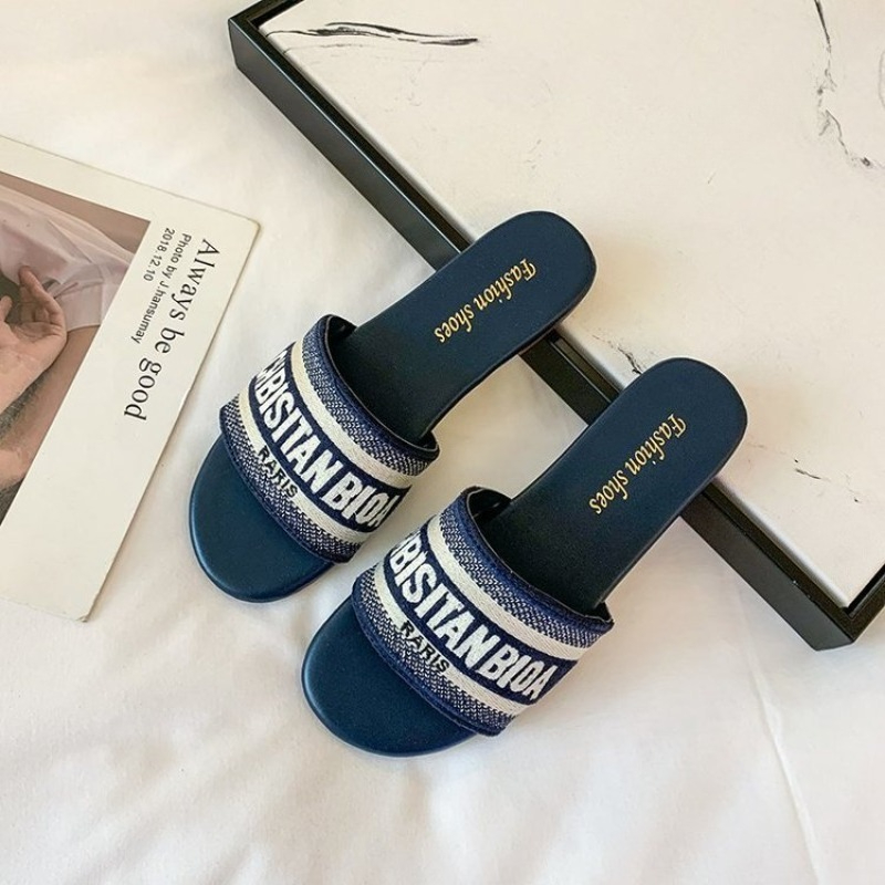 Women's Fashion Flat Slippers  – Embroidery Letter Bewertung und Preis