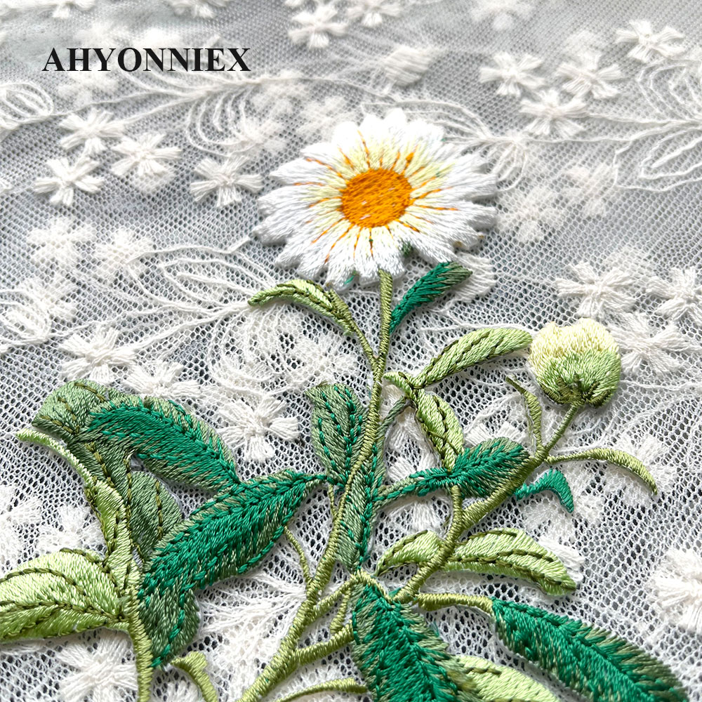 1 Piece Iron on Embroidery Pat – Embroidery Daisy Flower Bewertung und Preis
