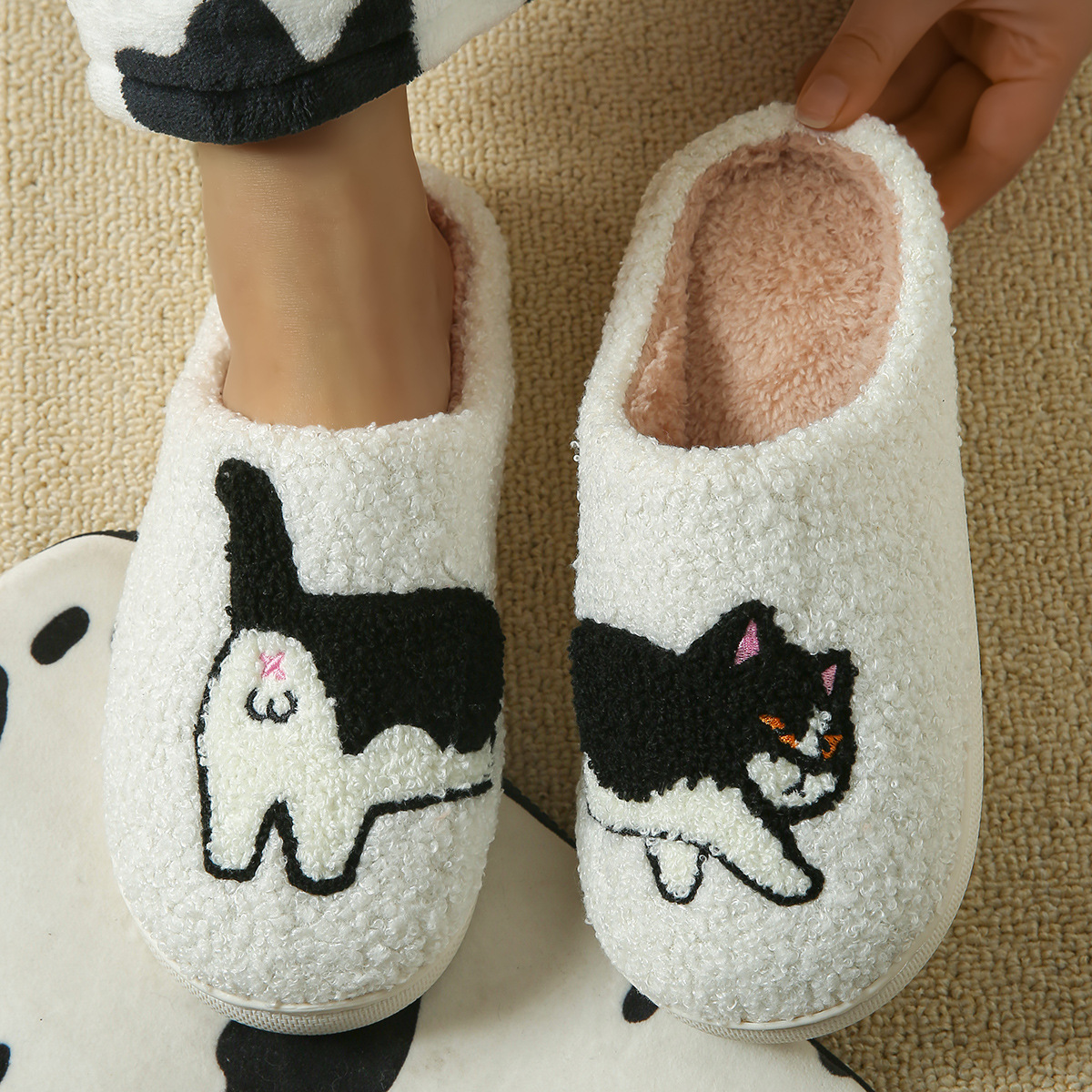Winter Plush Cute Dachshund Em – Embroidery Print Bewertung und Preis