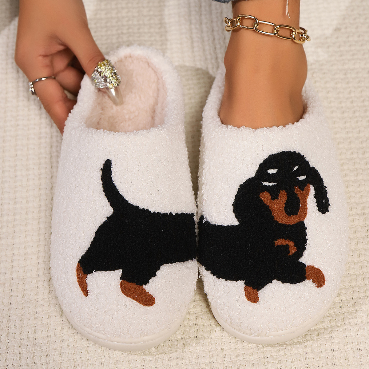 Winter Plush Cute Dachshund Em – Embroidery Print Bewertung und Preis